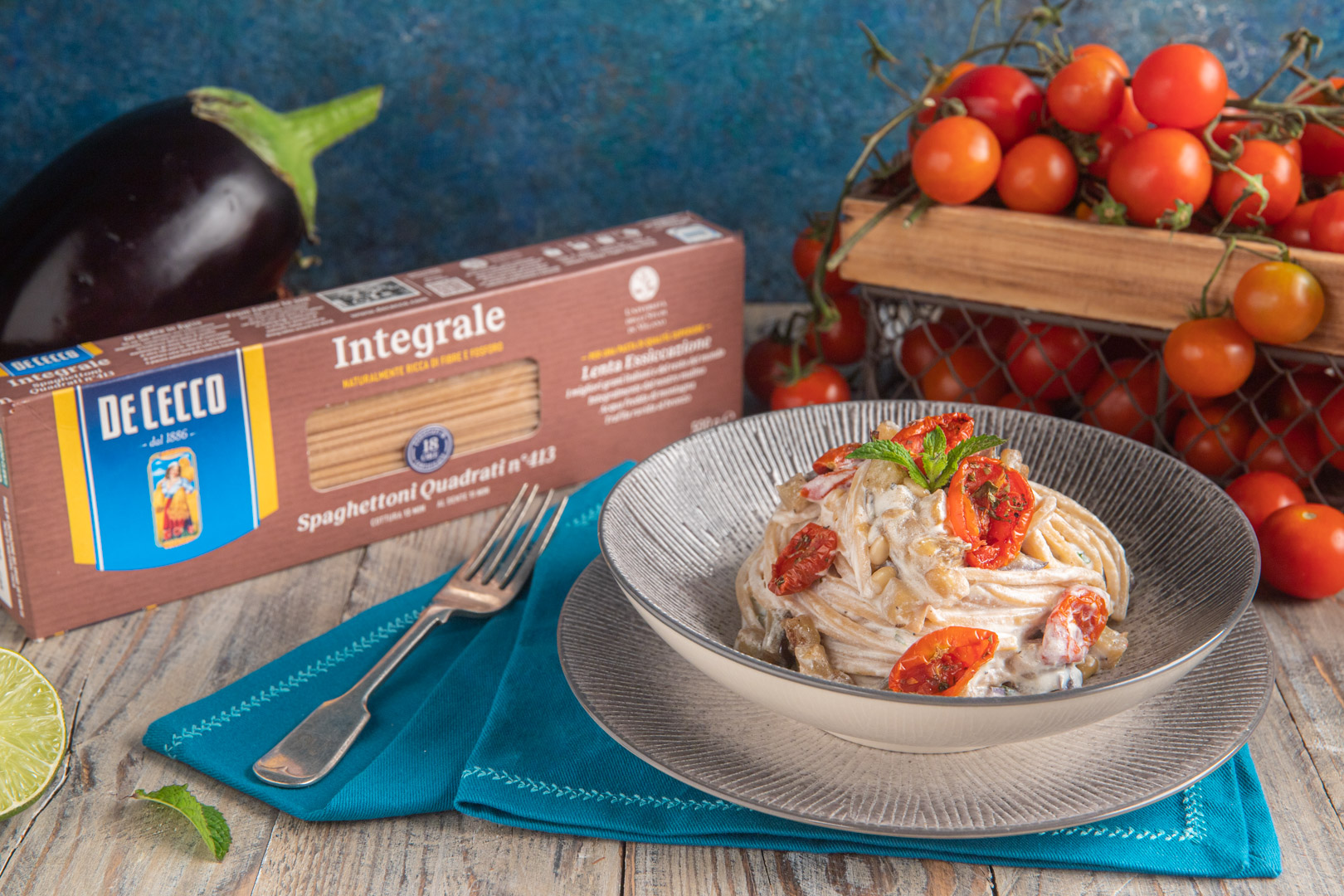 Spaghettoni Quadrati Integrali con ricotta, melanzane e pomodorini confit